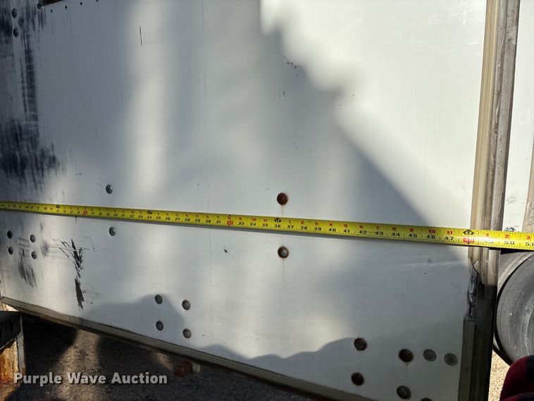 image for item YA1582 1995 Wabash dry van trailer