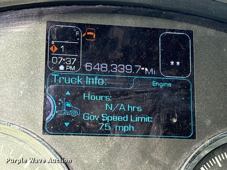 image for item YA1595 2020 Kenworth T680 semi truck