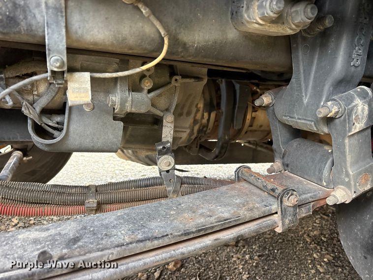 image for item YA1595 2020 Kenworth T680 semi truck