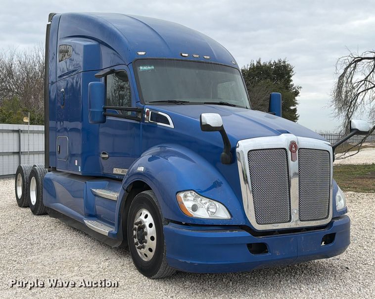 CAMIóN CAMAROTE 2019 KENWORTH