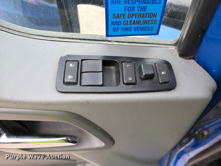 image for item YA1630 2019 Kenworth T680 semi truck