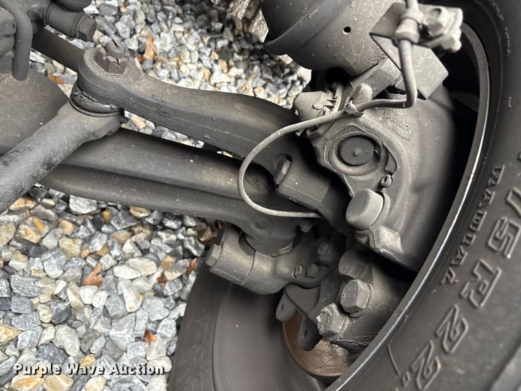 image for item YA1690 2020 Freightliner Cascadia 126 semi truck