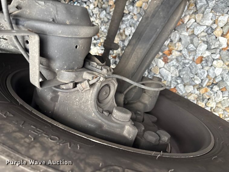 image for item YA1690 2020 Freightliner Cascadia 126 semi truck