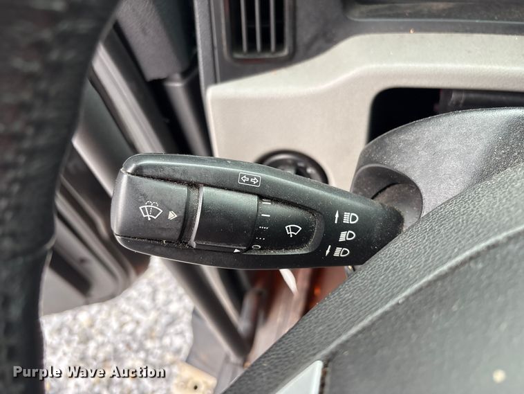 image for item YA1690 2020 Freightliner Cascadia 126 semi truck