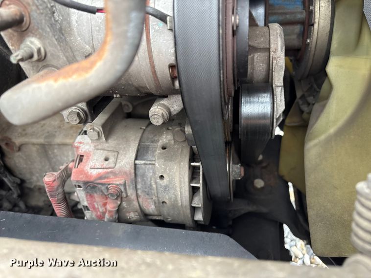 image for item YA1690 2020 Freightliner Cascadia 126 semi truck