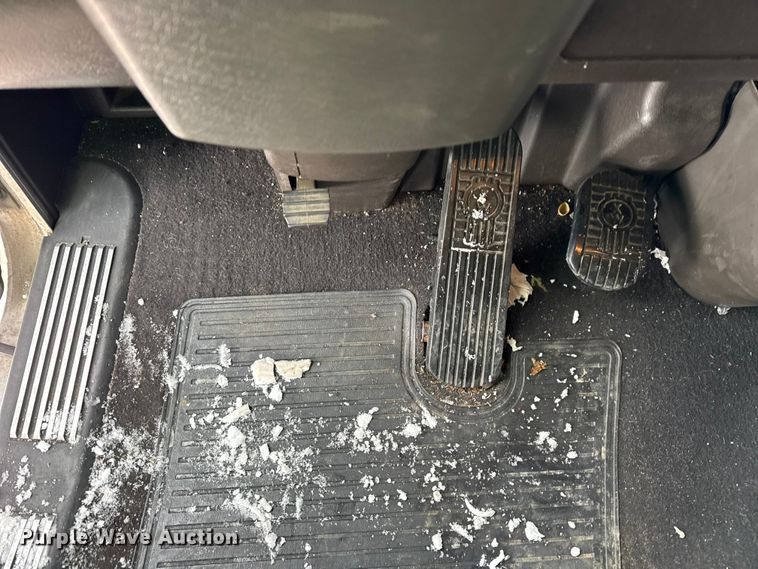 image for item YA1692 2016 Kenworth T660 semi truck