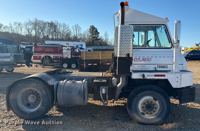 image for item YA1701 2008 Kalmar Ottawa yard truck