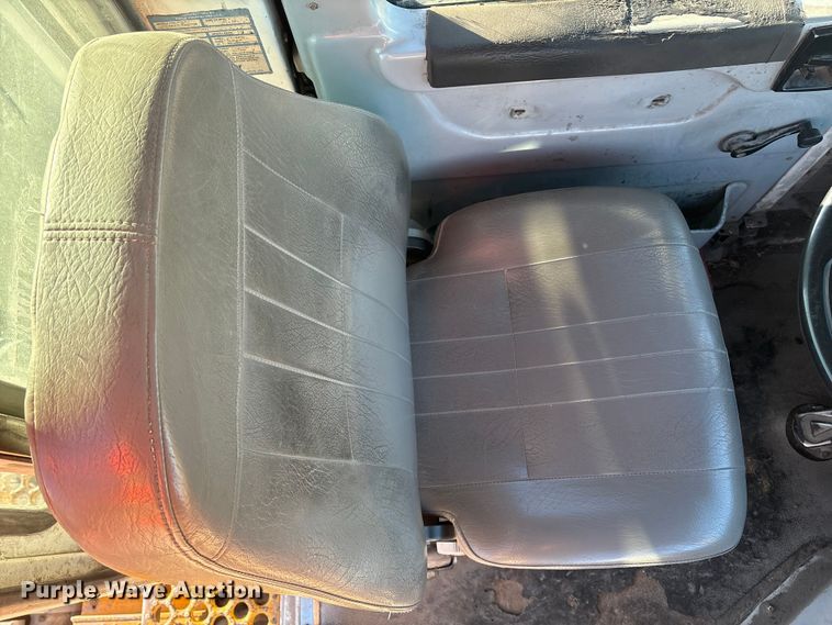 image for item YA1701 2008 Kalmar Ottawa yard truck