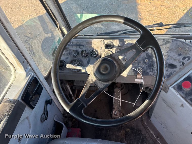 image for item YA1701 2008 Kalmar Ottawa yard truck