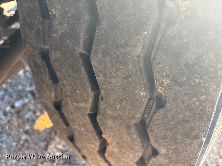 image for item YA1701 2008 Kalmar Ottawa yard truck