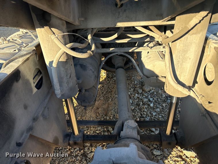 image for item YA1701 2008 Kalmar Ottawa yard truck