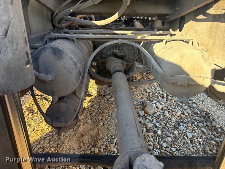 image for item YA1701 2008 Kalmar Ottawa yard truck