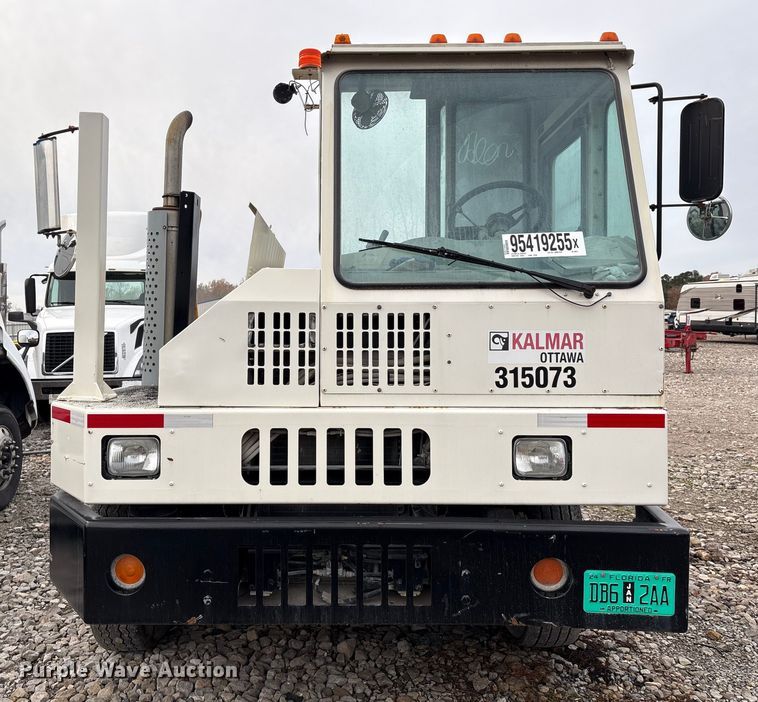 image for item YA1703 2006 Kalmar CYT 30 yard truck