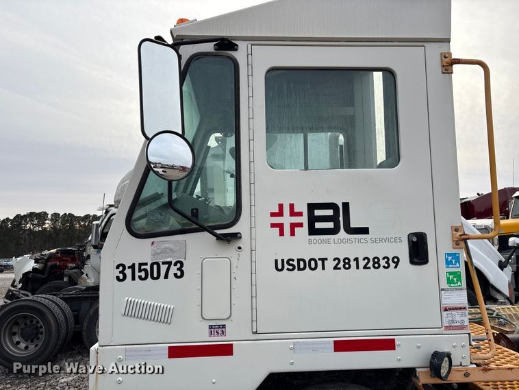 image for item YA1703 2006 Kalmar CYT 30 yard truck