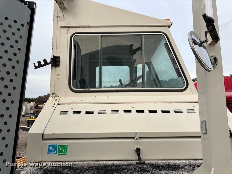 image for item YA1703 2006 Kalmar CYT 30 yard truck