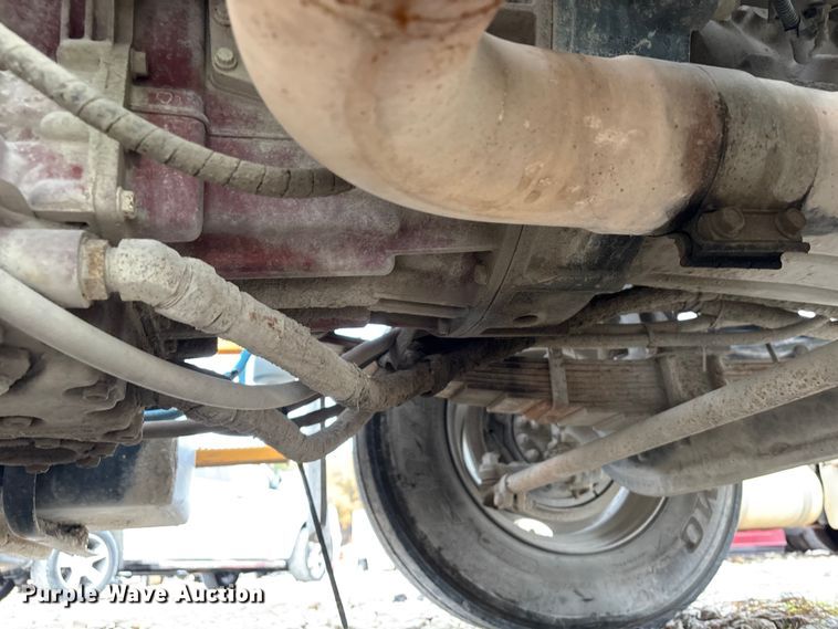 image for item YA1703 2006 Kalmar CYT 30 yard truck