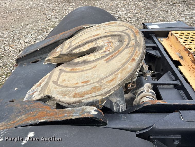 image for item YA1703 2006 Kalmar CYT 30 yard truck