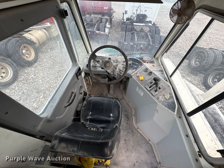 image for item YA1703 2006 Kalmar CYT 30 yard truck