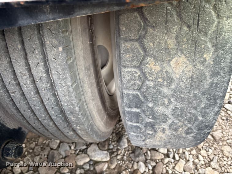 image for item YA1703 2006 Kalmar CYT 30 yard truck