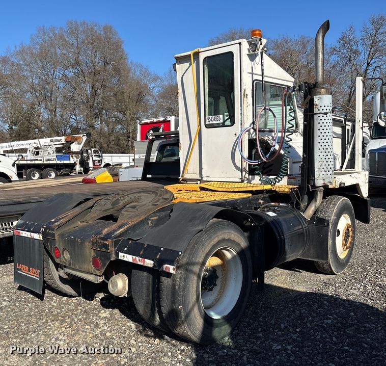 image for item YA1705 2005 Kalmar CYT 30 yard truck