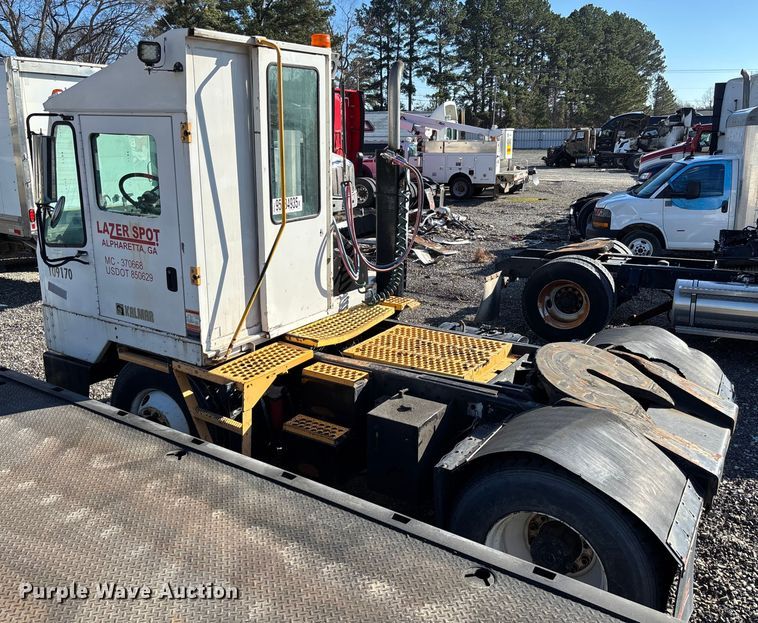 image for item YA1705 2005 Kalmar CYT 30 yard truck
