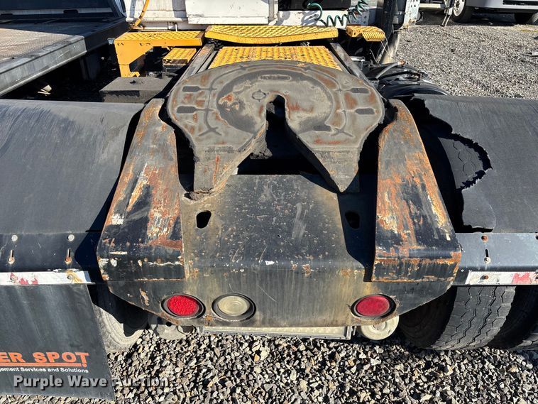 image for item YA1705 2005 Kalmar CYT 30 yard truck