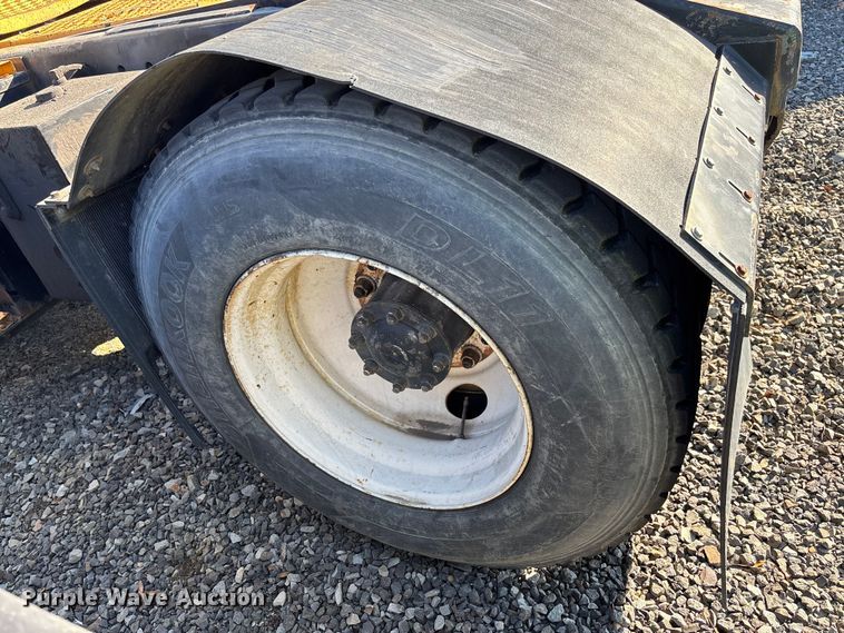 image for item YA1705 2005 Kalmar CYT 30 yard truck