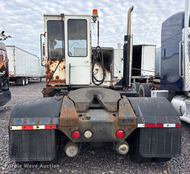 image for item YA1706 2010 Kalmar Ottawa  yard truck