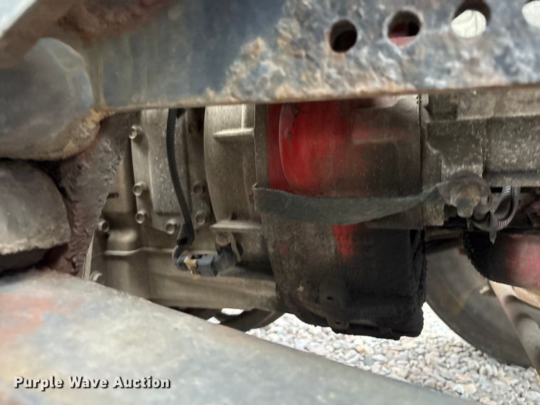 image for item YA1706 2010 Kalmar Ottawa  yard truck