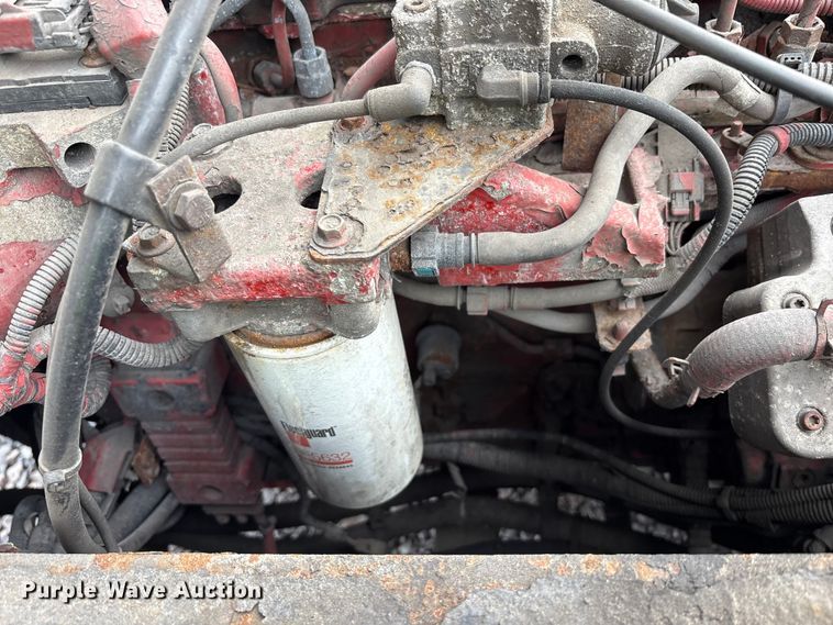 image for item YA1706 2010 Kalmar Ottawa  yard truck