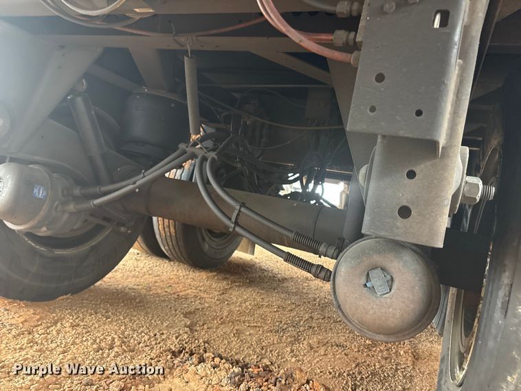 image for item YA1746 2023 Vanguard VXP dry van trailer