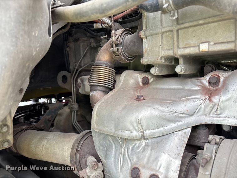 image for item YA1749 2016 Freightliner Cascadia 125 semi truck