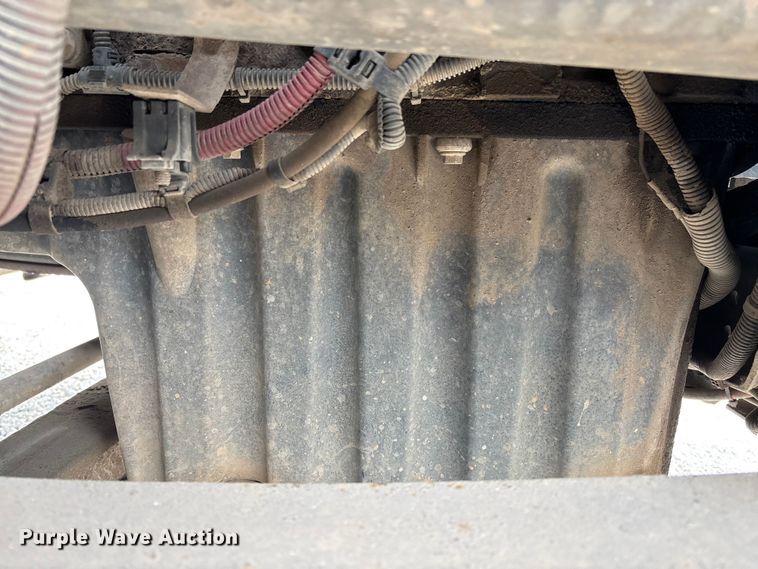 image for item YA1749 2016 Freightliner Cascadia 125 semi truck