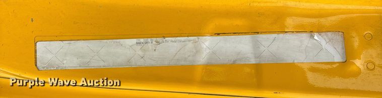 image for item YA1749 2016 Freightliner Cascadia 125 semi truck