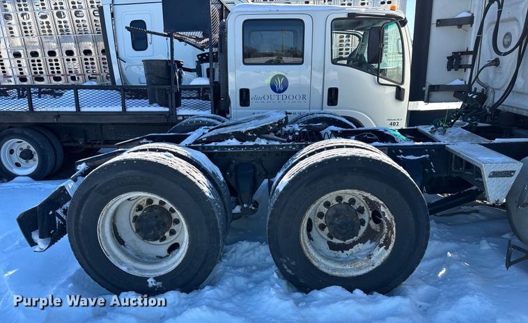 image for item YA1780 2019 Freightliner Cascadia 125 semi truck