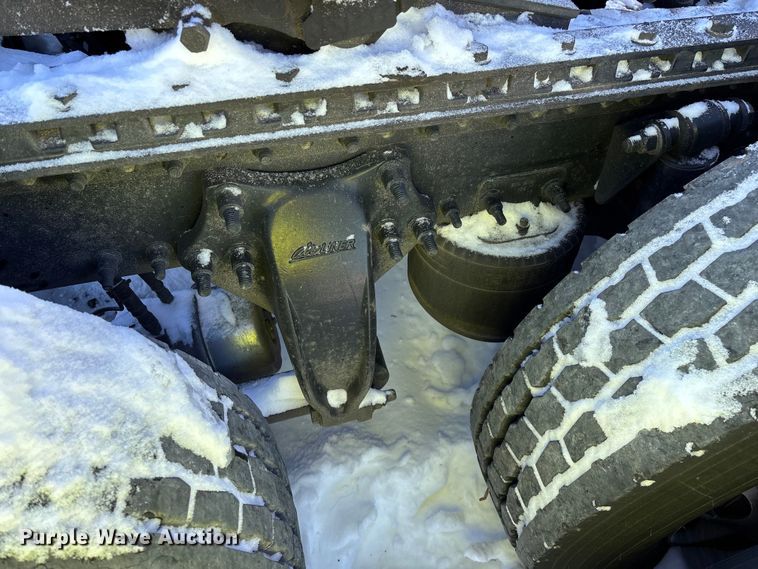 image for item YA1780 2019 Freightliner Cascadia 125 semi truck