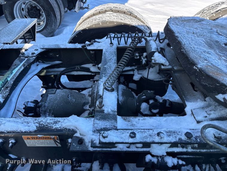 image for item YA1780 2019 Freightliner Cascadia 125 semi truck