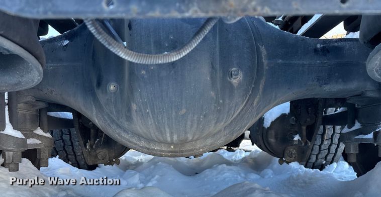 image for item YA1780 2019 Freightliner Cascadia 125 semi truck