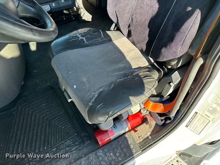 image for item YA1780 2019 Freightliner Cascadia 125 semi truck