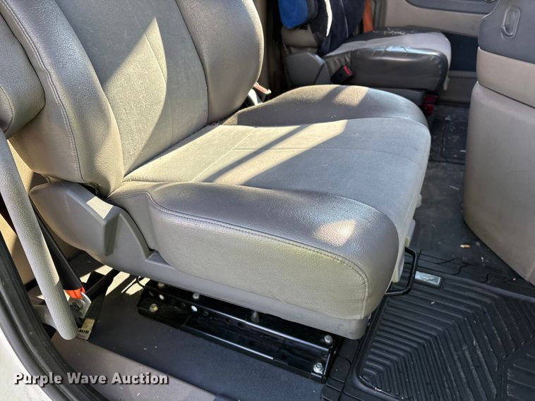 image for item YA1780 2019 Freightliner Cascadia 125 semi truck