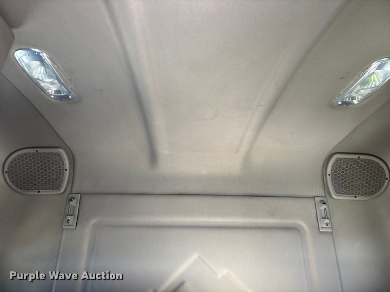 image for item YA1780 2019 Freightliner Cascadia 125 semi truck