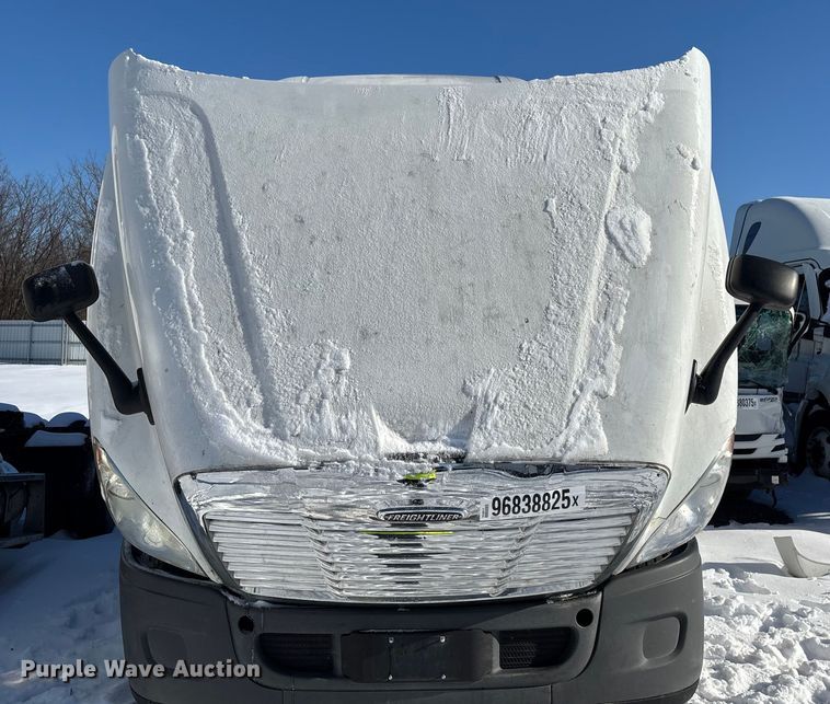 image for item YA1780 2019 Freightliner Cascadia 125 semi truck