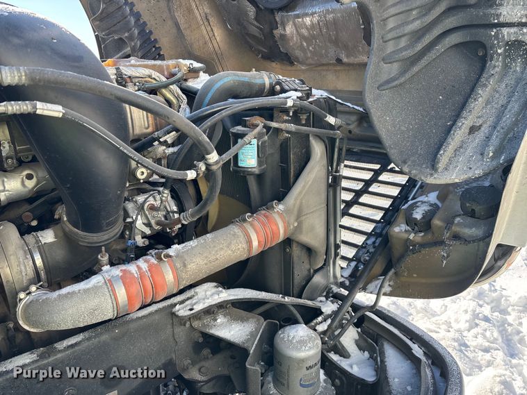 image for item YA1780 2019 Freightliner Cascadia 125 semi truck