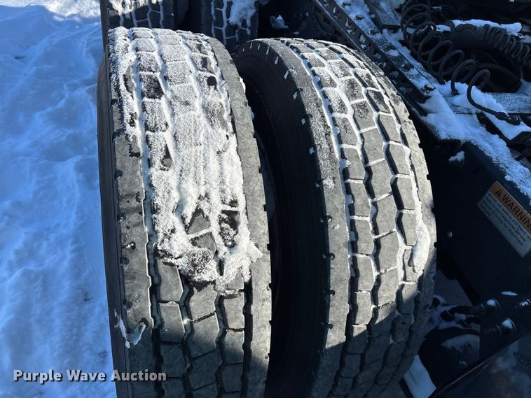 image for item YA1780 2019 Freightliner Cascadia 125 semi truck