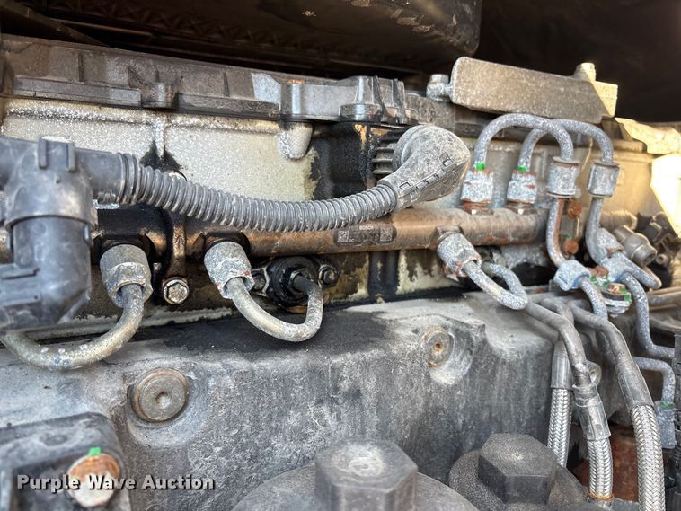 image for item YA1782 2017 Freightliner Cascadia semi truck