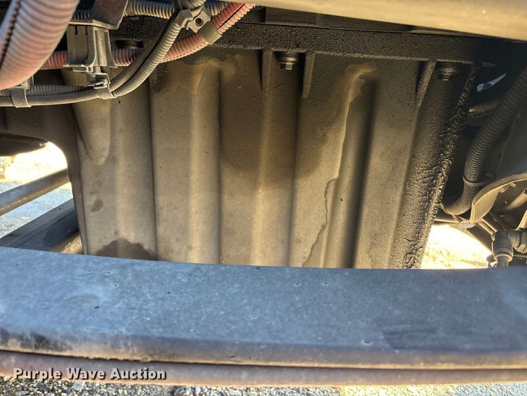 image for item YA1782 2017 Freightliner Cascadia semi truck