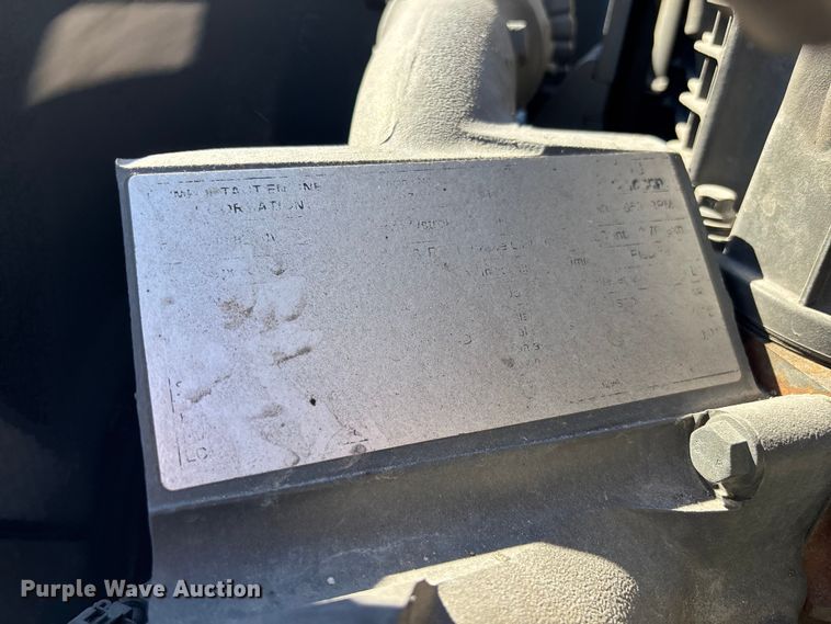 image for item YA1785 2023 Kenworth T680 semi truck