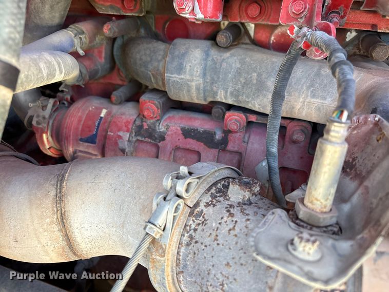 image for item YA1787 2019 Kenworth T680 semi truck