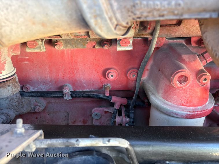 image for item YA1787 2019 Kenworth T680 semi truck