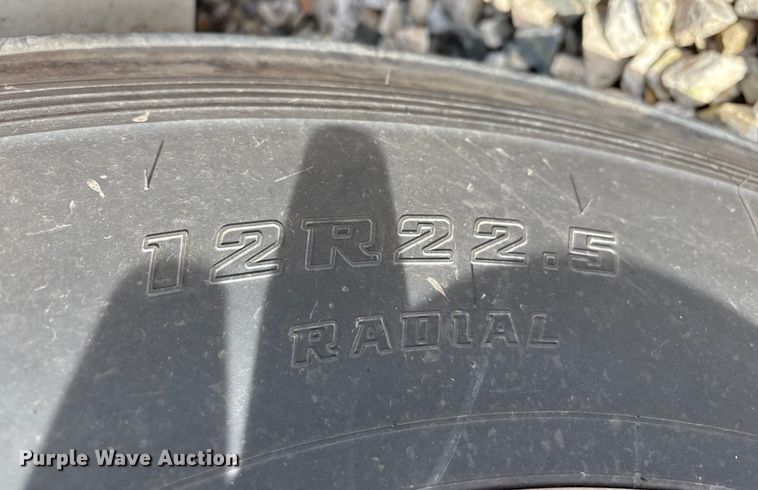 image for item YA1799 2003 Freightliner FL80 delivery truck